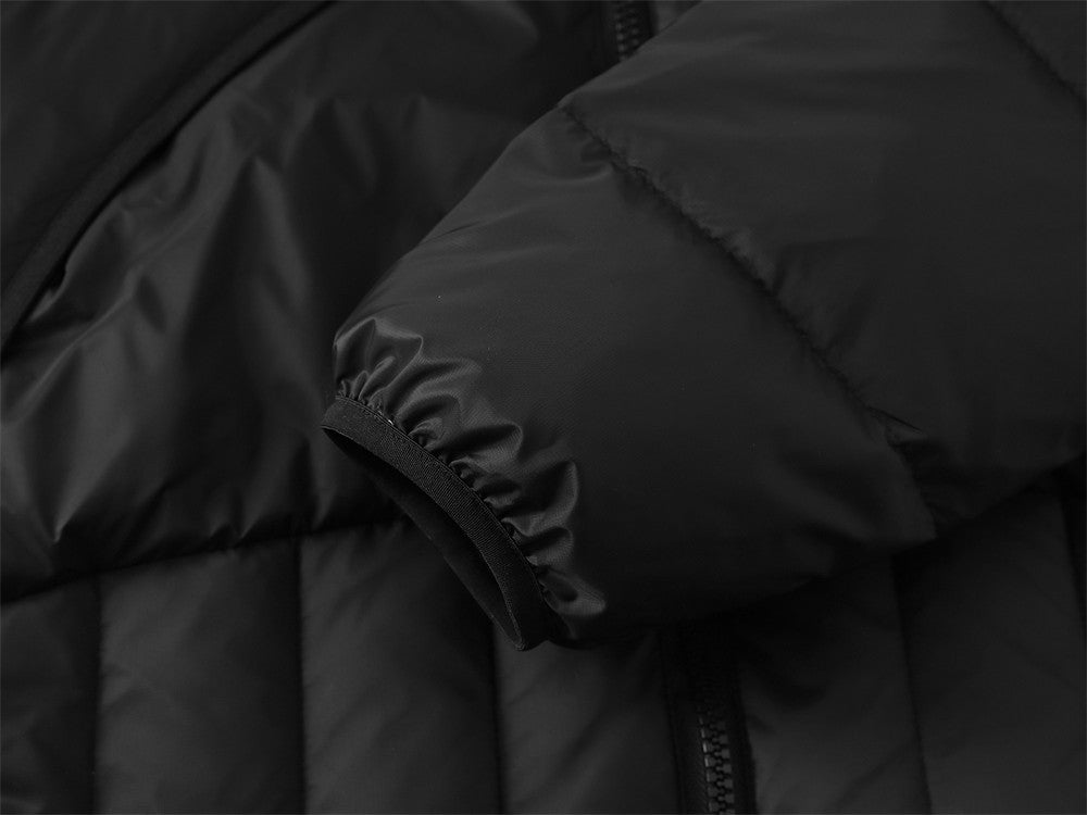 Schwarze Kapuzen-Pufferjacke für Herren – Gesteppter Wintermantel mit Daunenfüllung