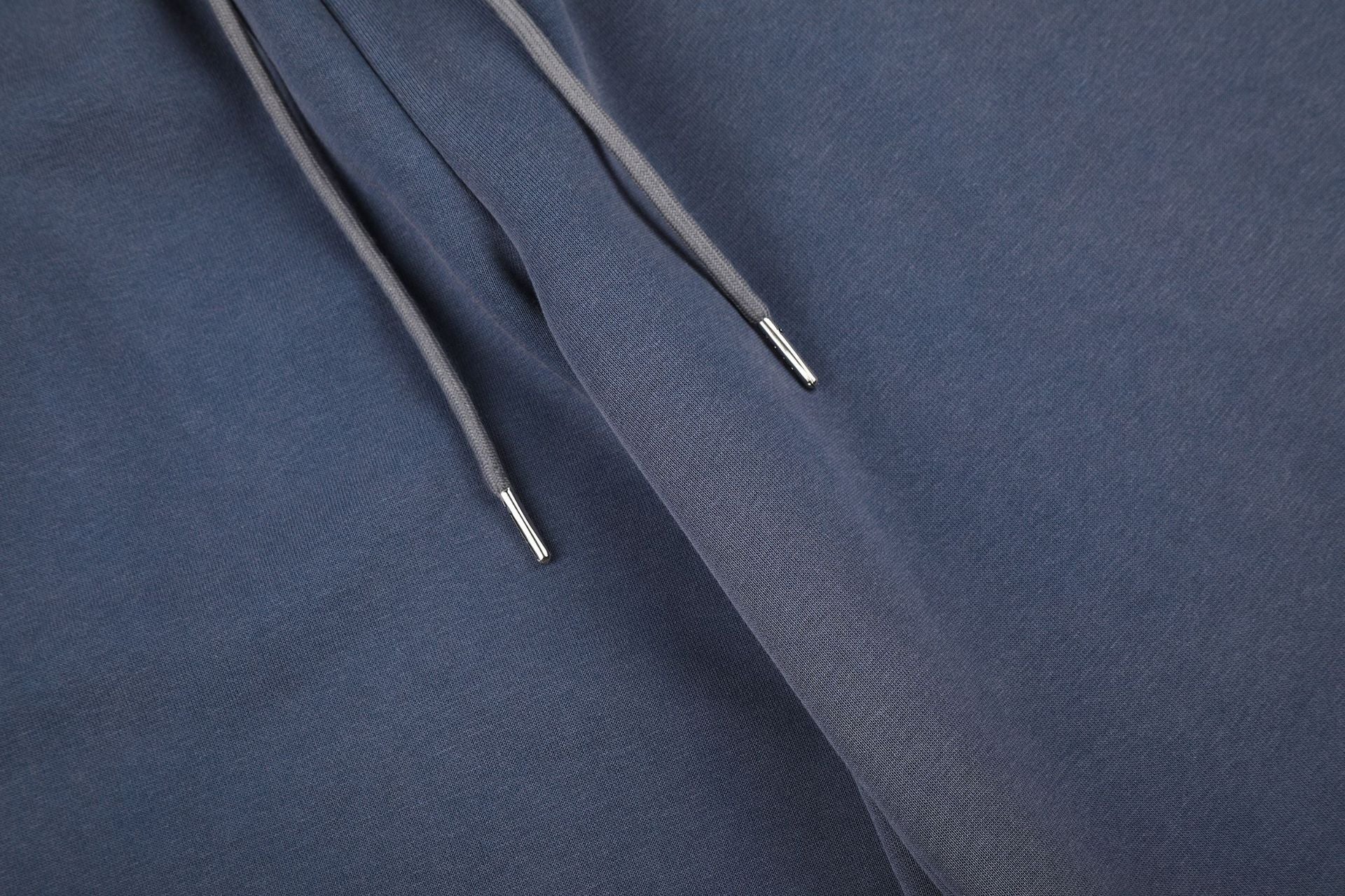 Pantalon de survêtement à jambes larges avec broderies graffiti signature et numéro 26