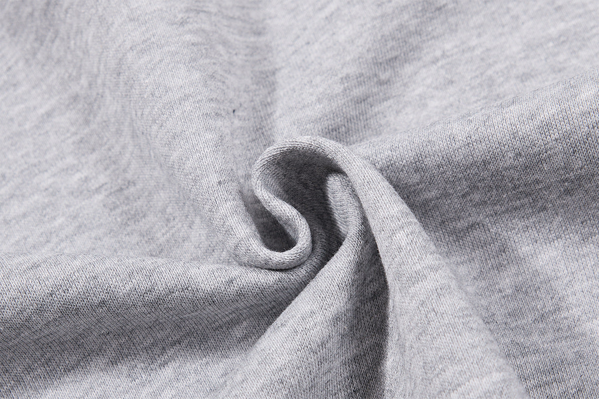 Sweat zippé gothique avec écusson chat brodé, ailes d’ange et capuche à oreilles de chat