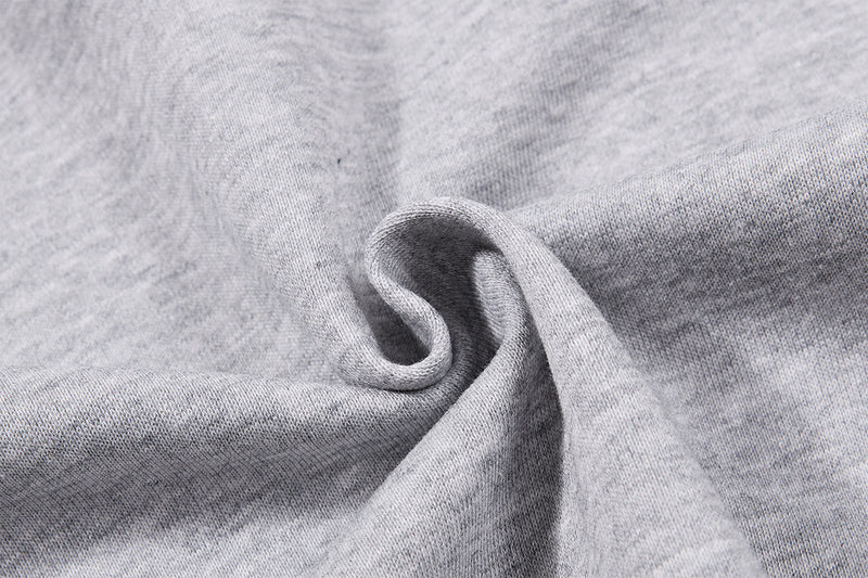 Sweat zippé gothique avec écusson chat brodé, ailes d’ange et capuche à oreilles de chat