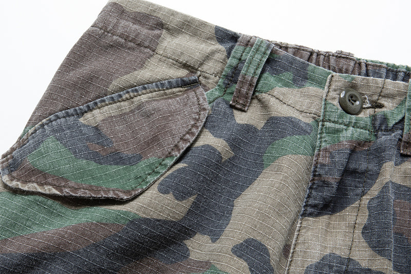 Woodland Camo Wide-Leg Cargo Pants – Washed Vintage Military Style