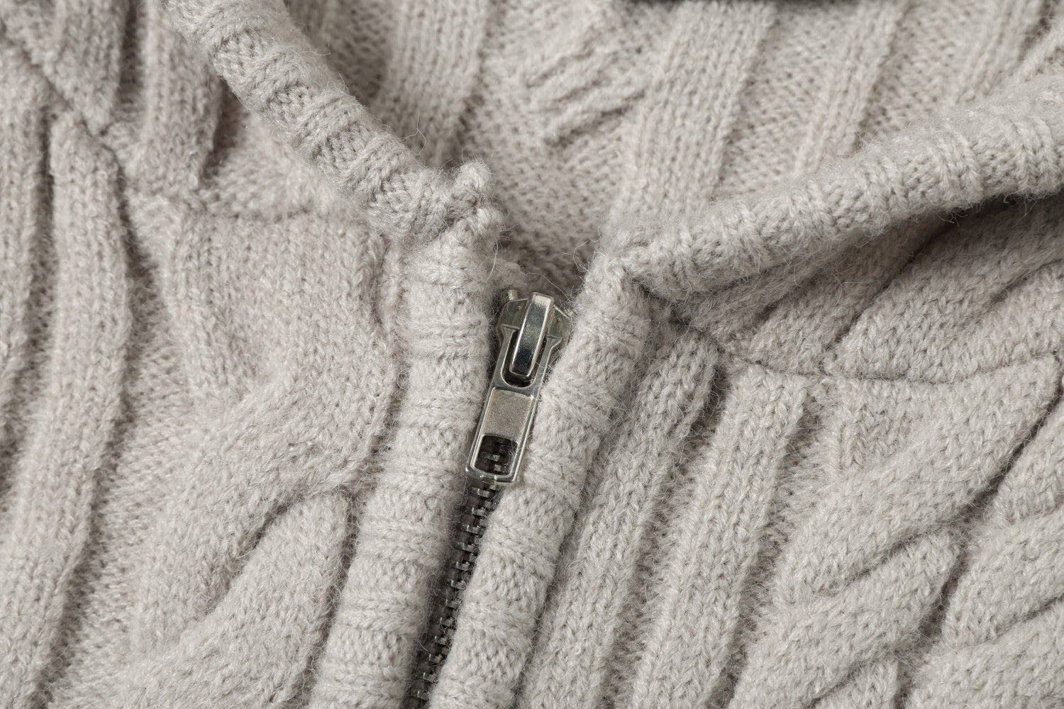 Cable Knit Zip-Up Hoodie Sweater – Irregular Twist Pattern Cardigan