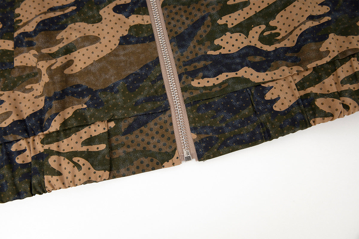 Veste zippée camouflage – Col montant, écusson Union Jack, coupe cropped