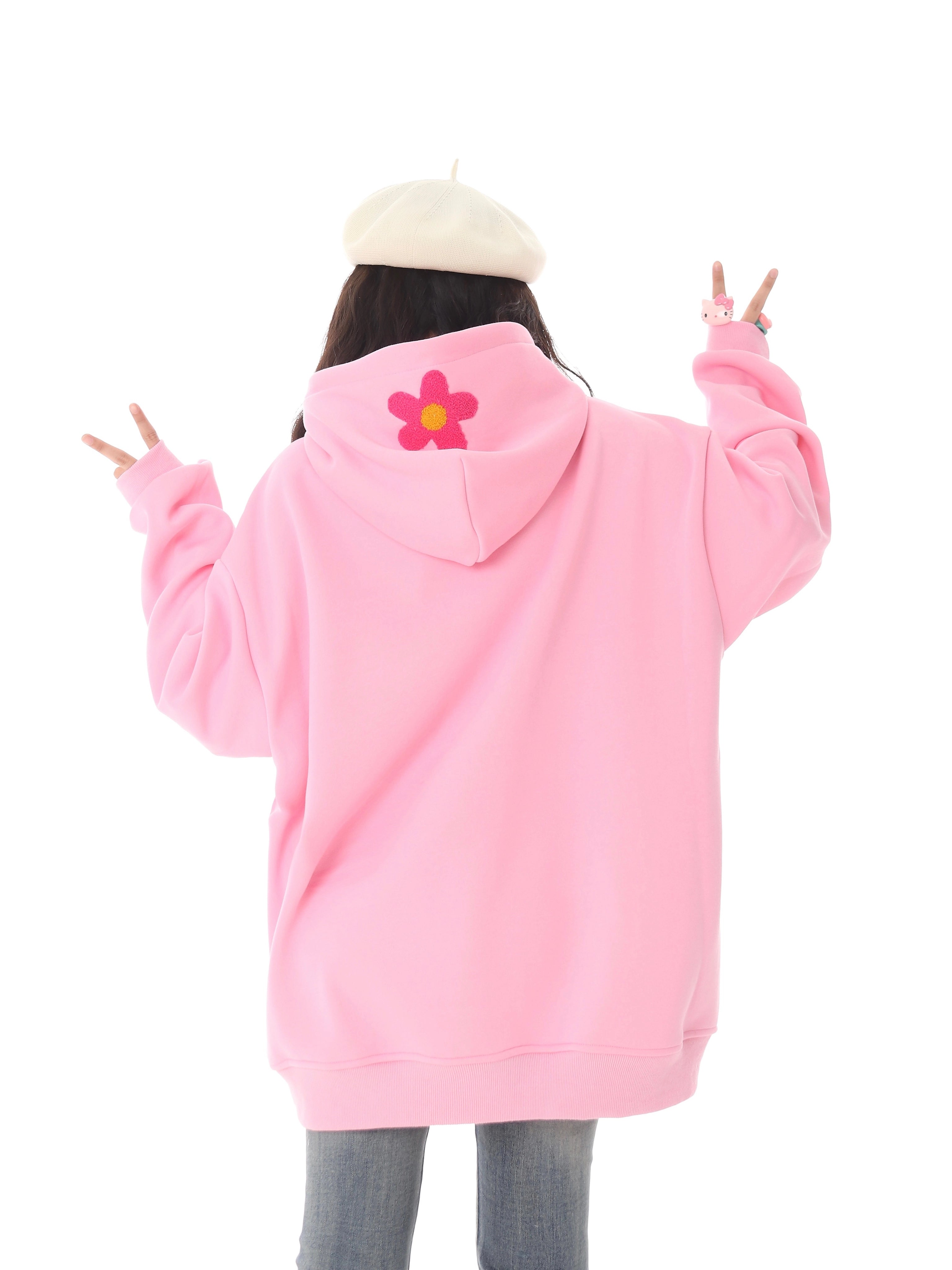 Kawaii Hello Kitty Oversized Hoodie – Cute Pastel Anime Pullover for Casual Wear