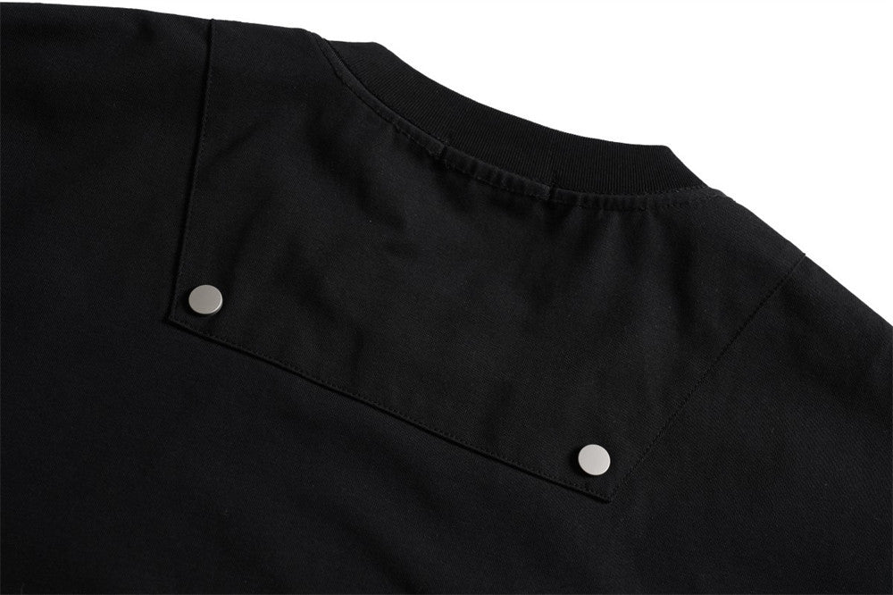 Oversized Irregular Stitch Contrast Snap-Shoulder T-Shirt