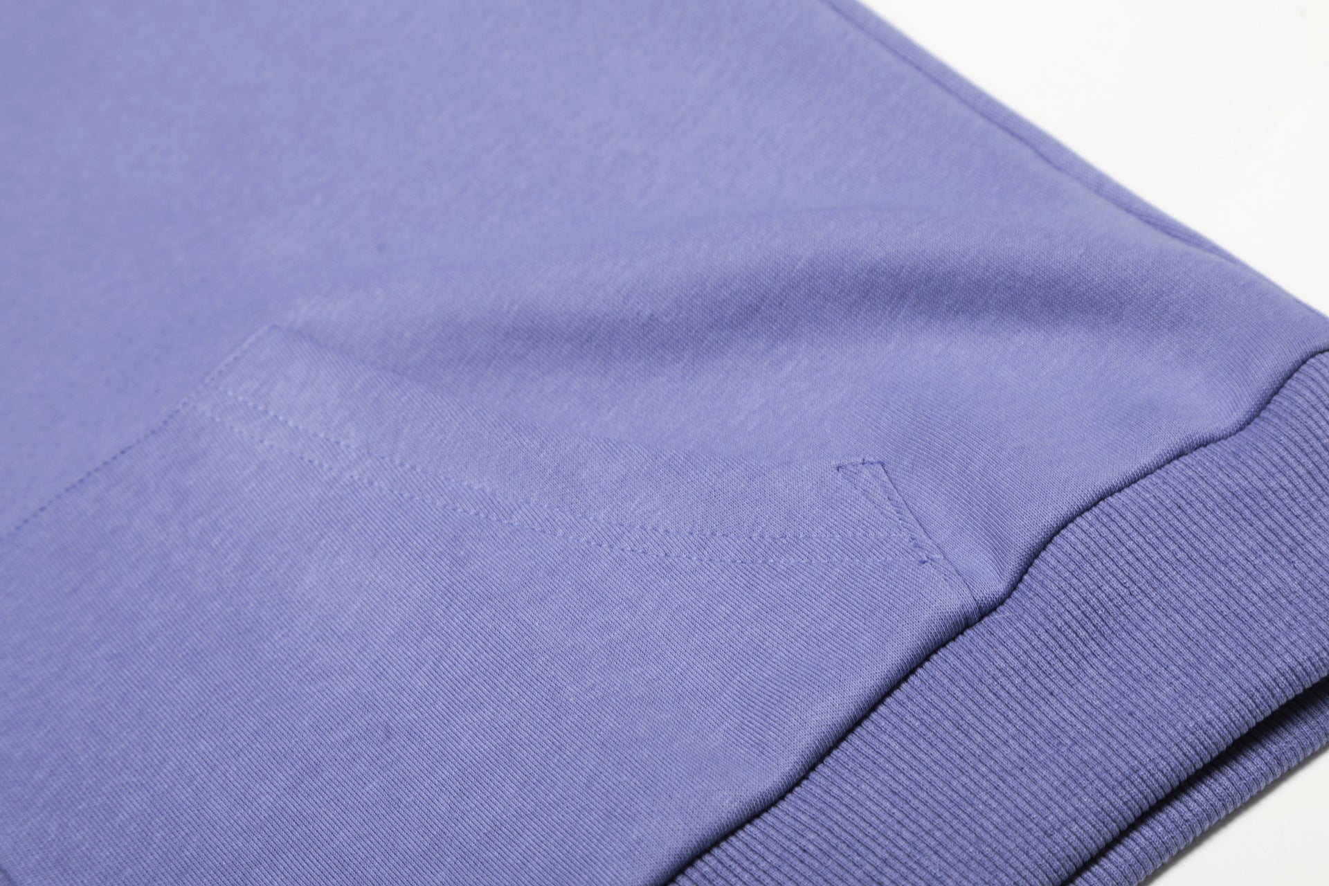 Sweat zippé à capuche avec oreilles de diable et doublure étoilée — Style vintage américain court