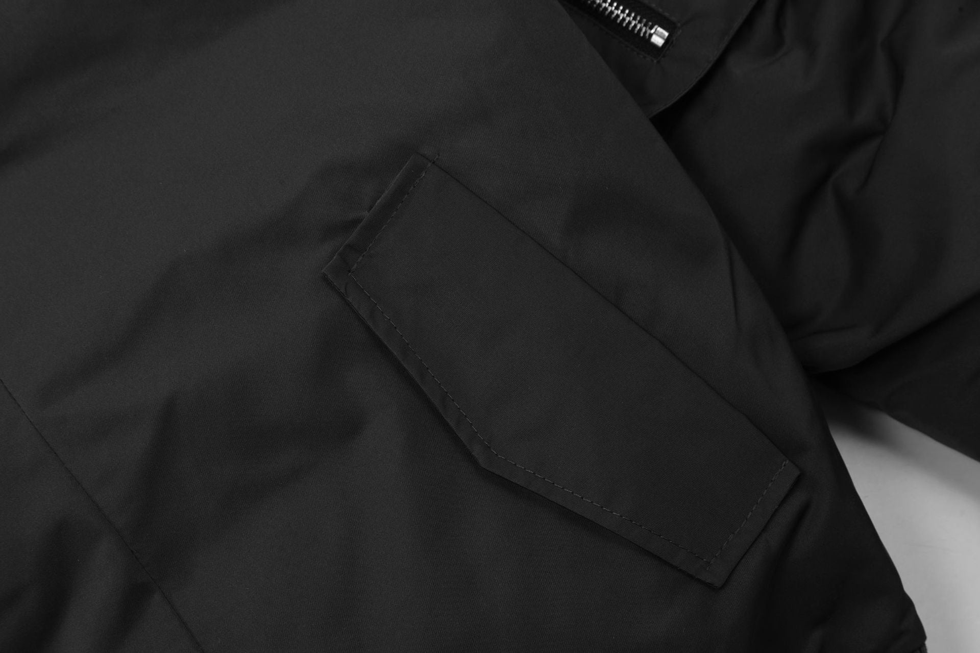 Chaqueta bomber con capucha extraíble y forro polar en capas – Abrigo acolchado de invierno
