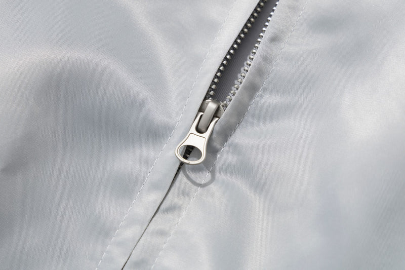 Blouson bomber satiné brodé à col montant et bandes léopard