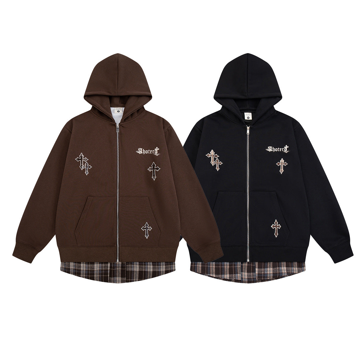 Sweat zippé à capuche avec croix brodée et détail à carreaux sur le bas