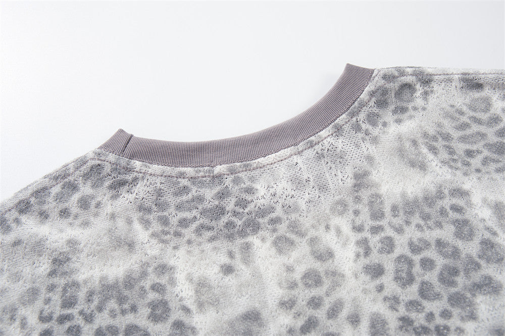 Leopard Print Long Sleeve T-Shirt – Relaxed Fit Crew Neck