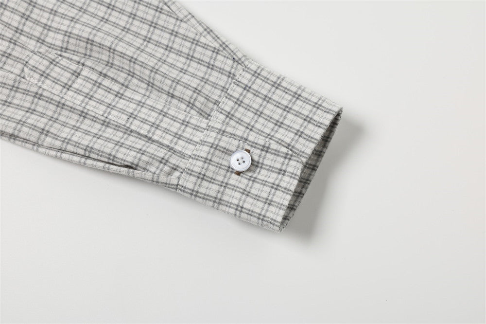 Plaid Long-Sleeve Button-Up Shirt – Relaxed Fit with Embroidered Logo