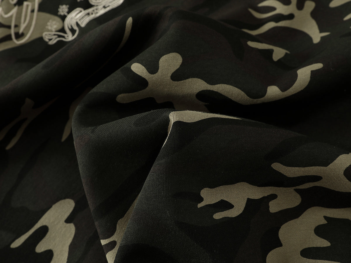 Zip-Hoodie mit Drachenemblem – Oversized Streetwear in Camo & Schwarz