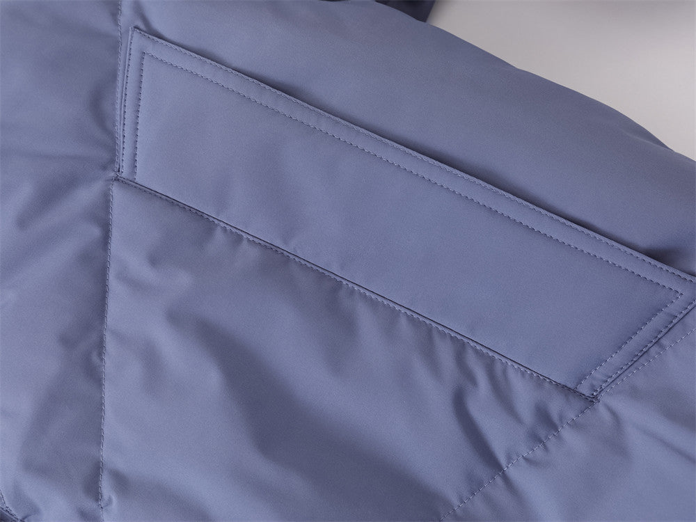 Doudoune oversize – Col montant, matelassage chevron et zip intégral, bleu