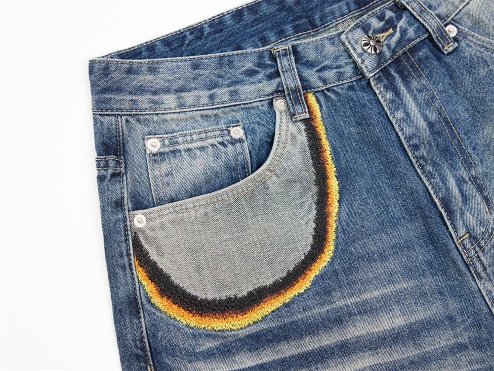 Men's Baggy Straight-Leg Jeans with Embroidered Patch Detail – Distressed Blue
