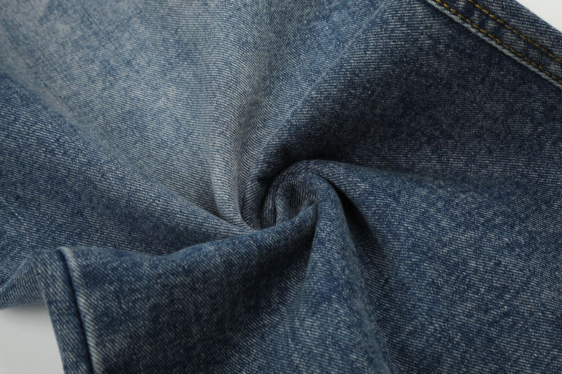 Wide-Leg Baggy Jeans – Light Blue Washed Denim with Metal Stud & Pintuck Detail