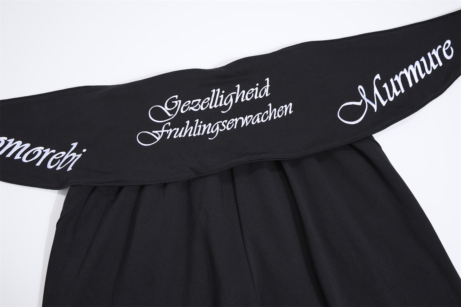 Wide-Leg-Sweathose mit Umschlagbund und Bindegürtel