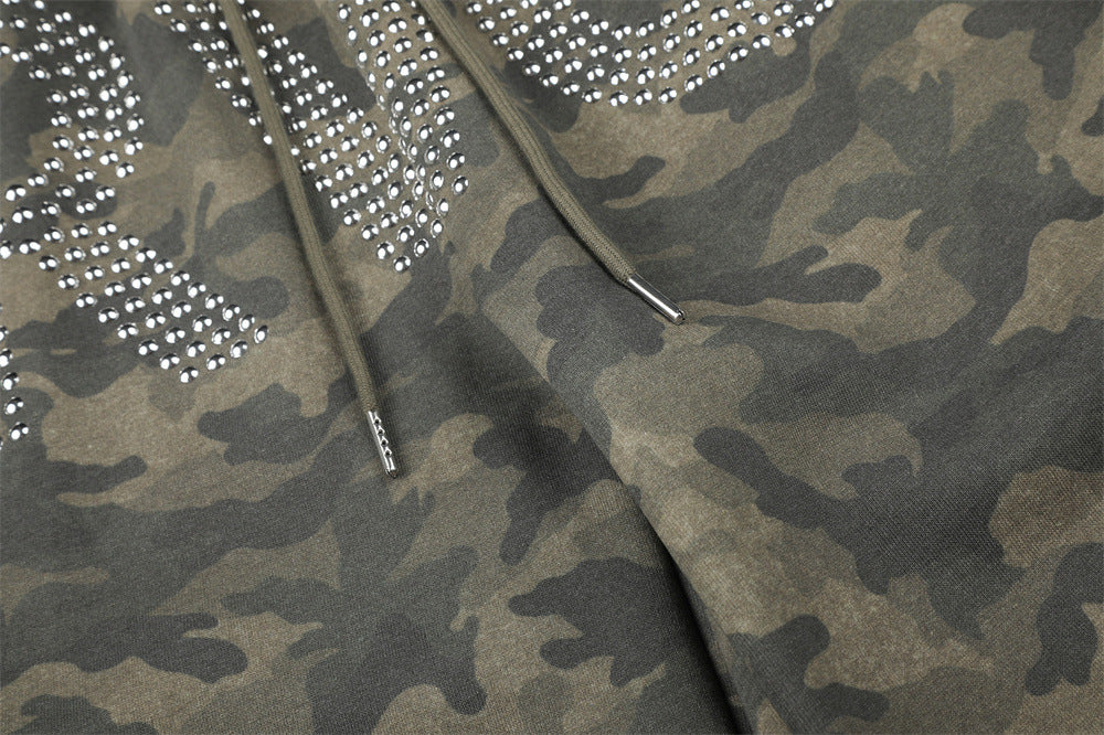 Men's Camo Wide-Leg Cargo Pants with Rhinestone Letters & Multi-Pocket Design