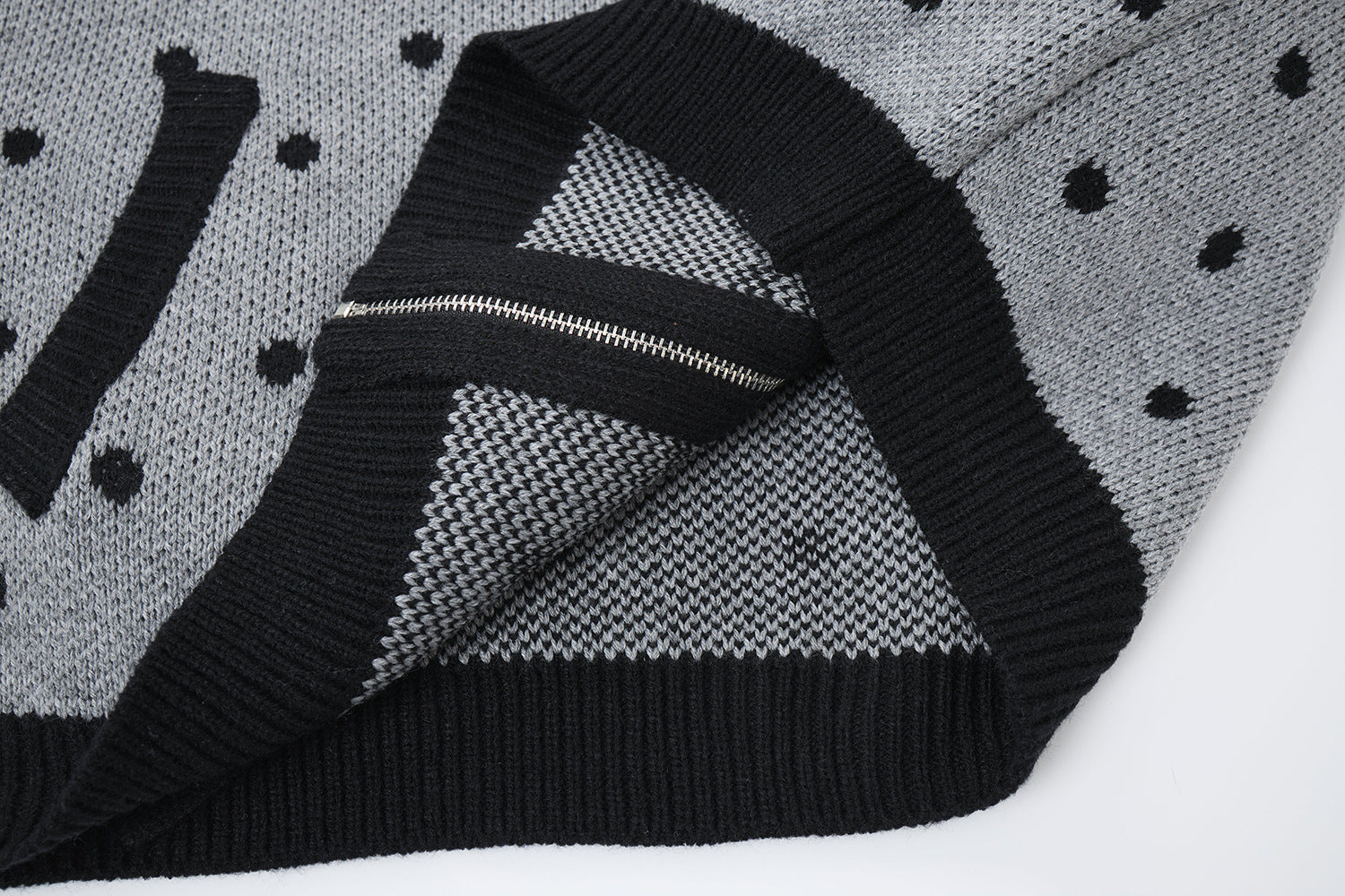 Cardigan en maille zippé à pois avec motif étoile et notes de musique
