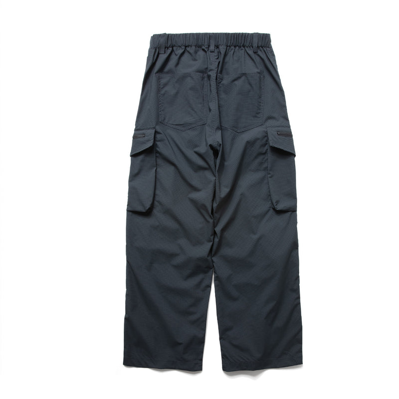 Wide-Leg Cargo Pants with Zipper Pockets – Ripstop Nylon, Relaxed Fit