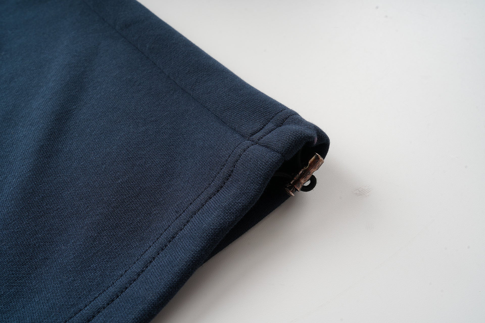 Sweatpants mit weitem Bein, Retro-Grafikpatch und geradem Schnitt