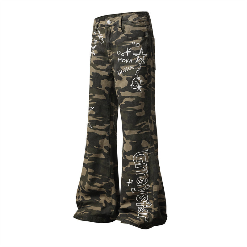 Jean flare homme camouflage avec imprimé étoiles et lettres – Denim bell-bottom streetwear