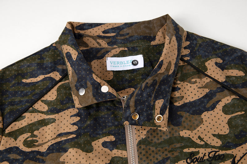 Veste zippée camouflage – Col montant, écusson Union Jack, coupe cropped