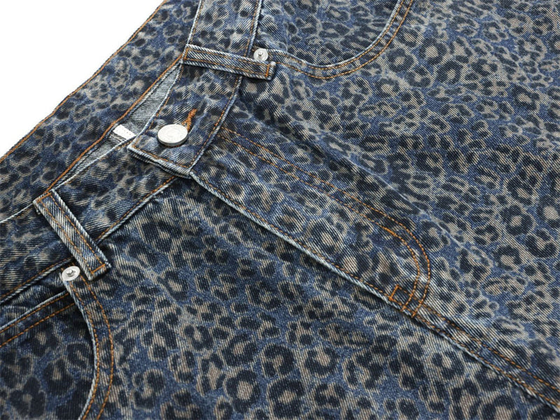 Leopard Print Wide-Leg Baggy Jeans – Oversized Curved Denim Pants