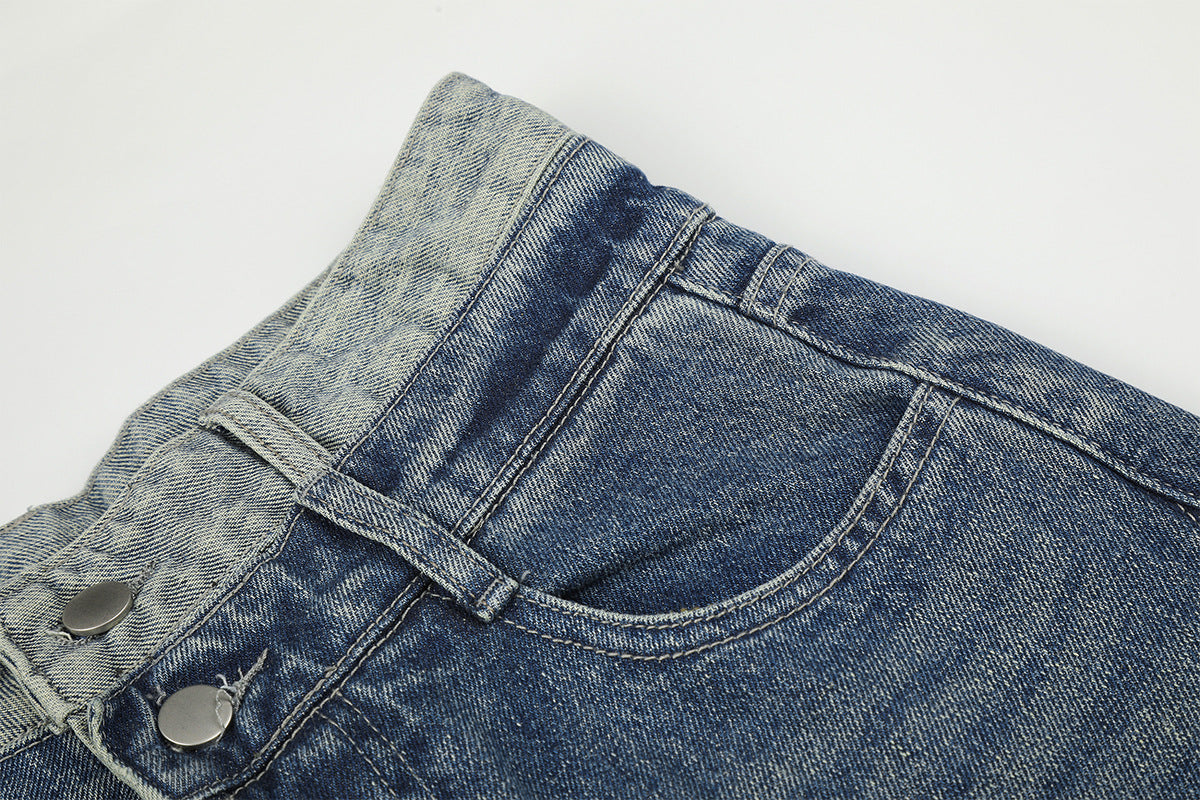 Baggy-Jeans mit weitem Bein, Stern-Patches und offenen Fransennähten