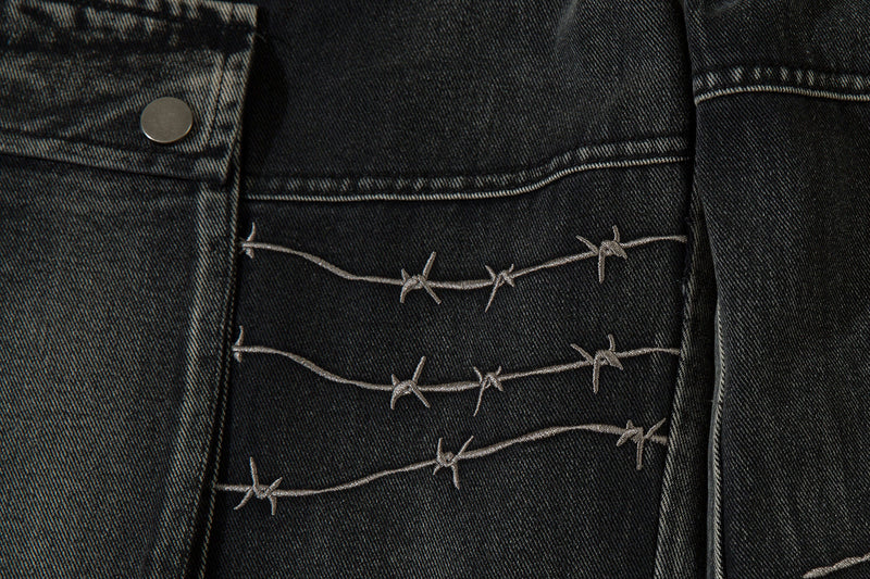 Wide-Leg Cargo Jeans with Barbed Wire Embroidery – Baggy Streetwear Denim