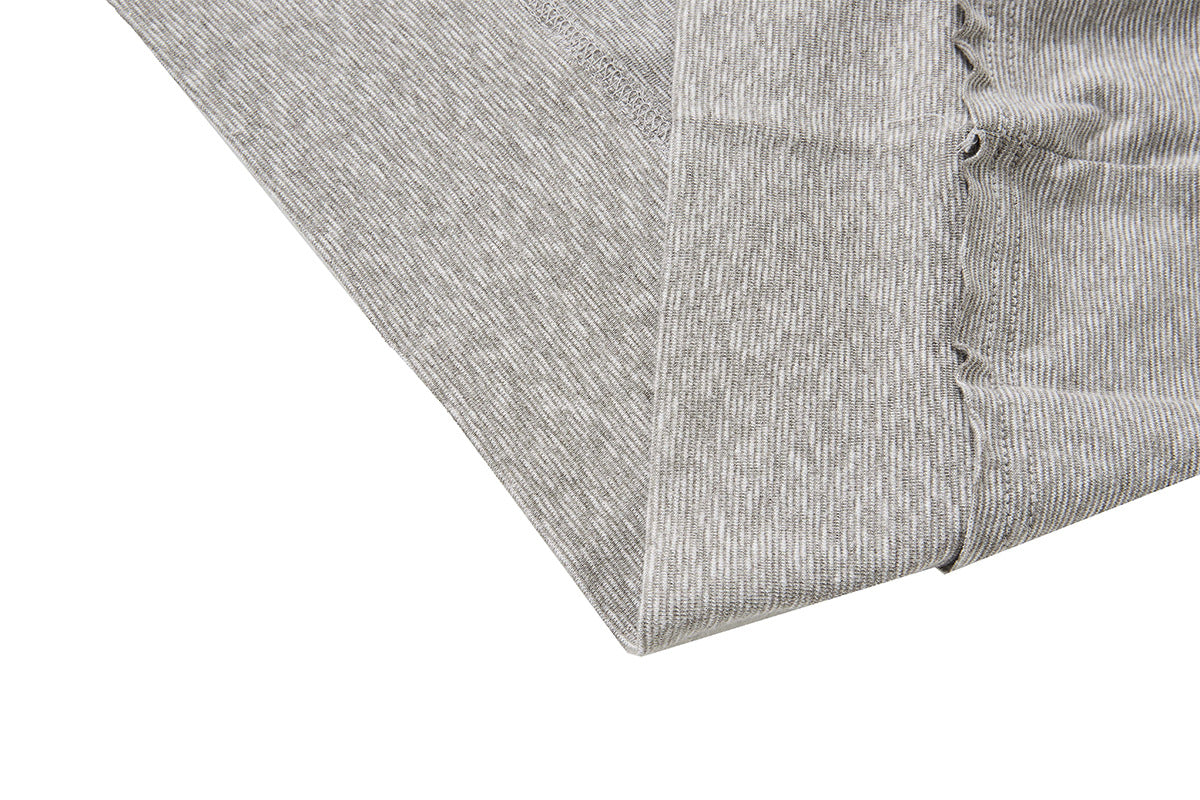 Polo manches longues avec écusson croix clouté – Haut streetwear vintage à ourlet brut