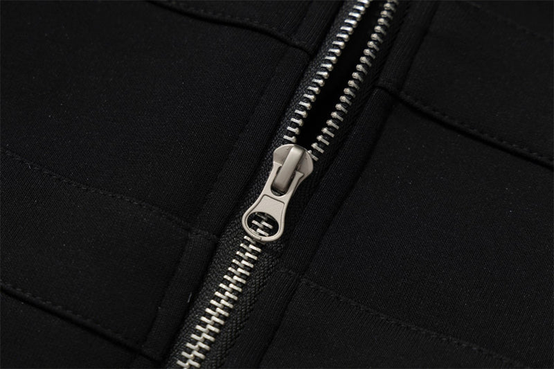 Sweat à capuche noir zippé avec col en fausse fourrure et détails cloutés métalliques