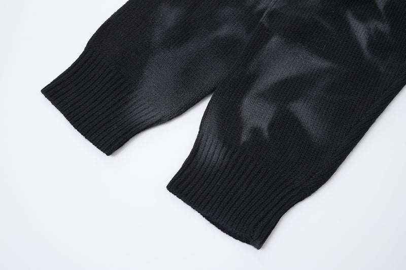 Pull col roulé en maille tie-dye gothique – Croix épineuse, boutons diagonaux
