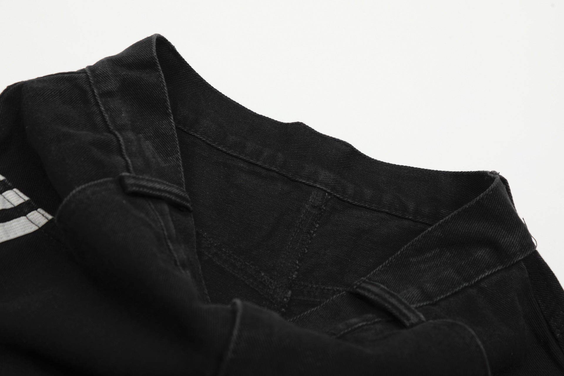 Wide-Leg Deconstructed Jeans with Triple Side Stripes – Loose Fit Baggy Denim
