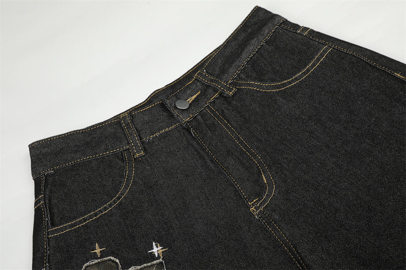 Wide-Leg Barrel Jeans – Dark Black Denim with Camo Pocket & Embroidered Graphic