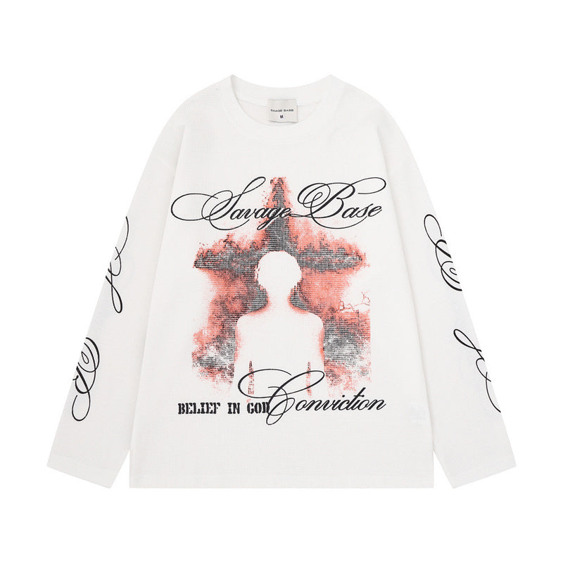 T-shirt graphique manches longues Savage Base – Col rond oversize en maille gaufrée