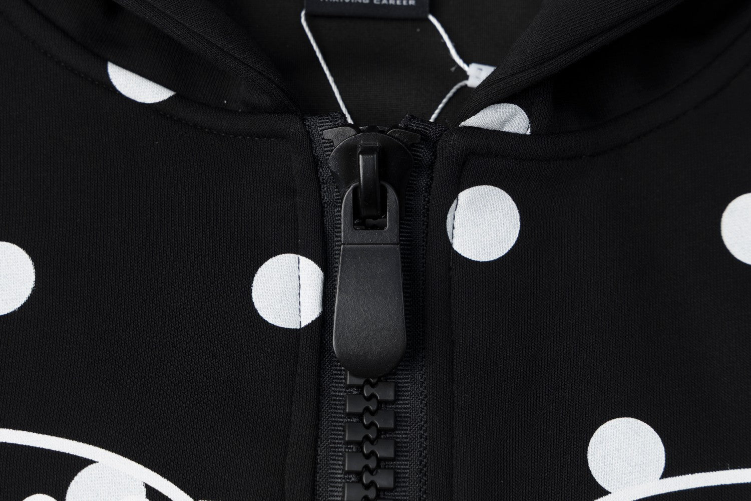 Sweat à capuche zippé à pois avec ailes d’ange et capuche oversize