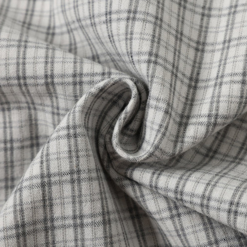 Plaid Long-Sleeve Button-Up Shirt – Relaxed Fit with Embroidered Logo