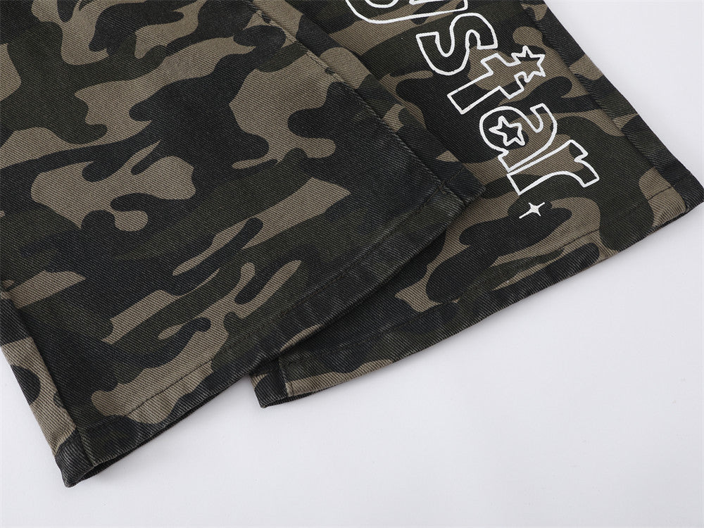Jean flare homme camouflage avec imprimé étoiles et lettres – Denim bell-bottom streetwear