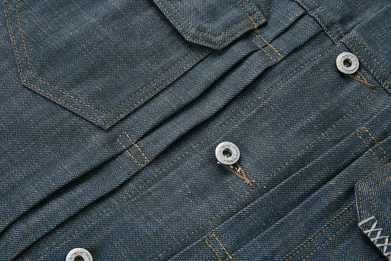 Veste boxy en jean délavé – Plis poitrine, col italien, coupe workwear raccourcie