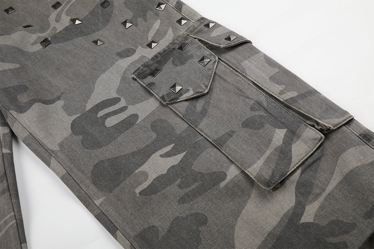 Pantalon cargo baggy camouflage à rivets, coupe large et multi-poches