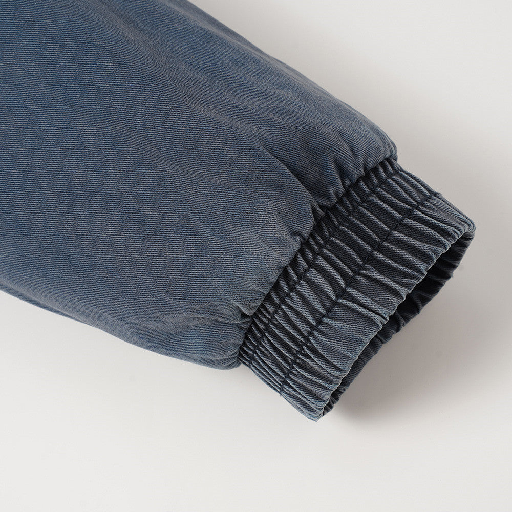 Blouson bomber en jean délavé – Col tissé en PU et coutures déconstruites