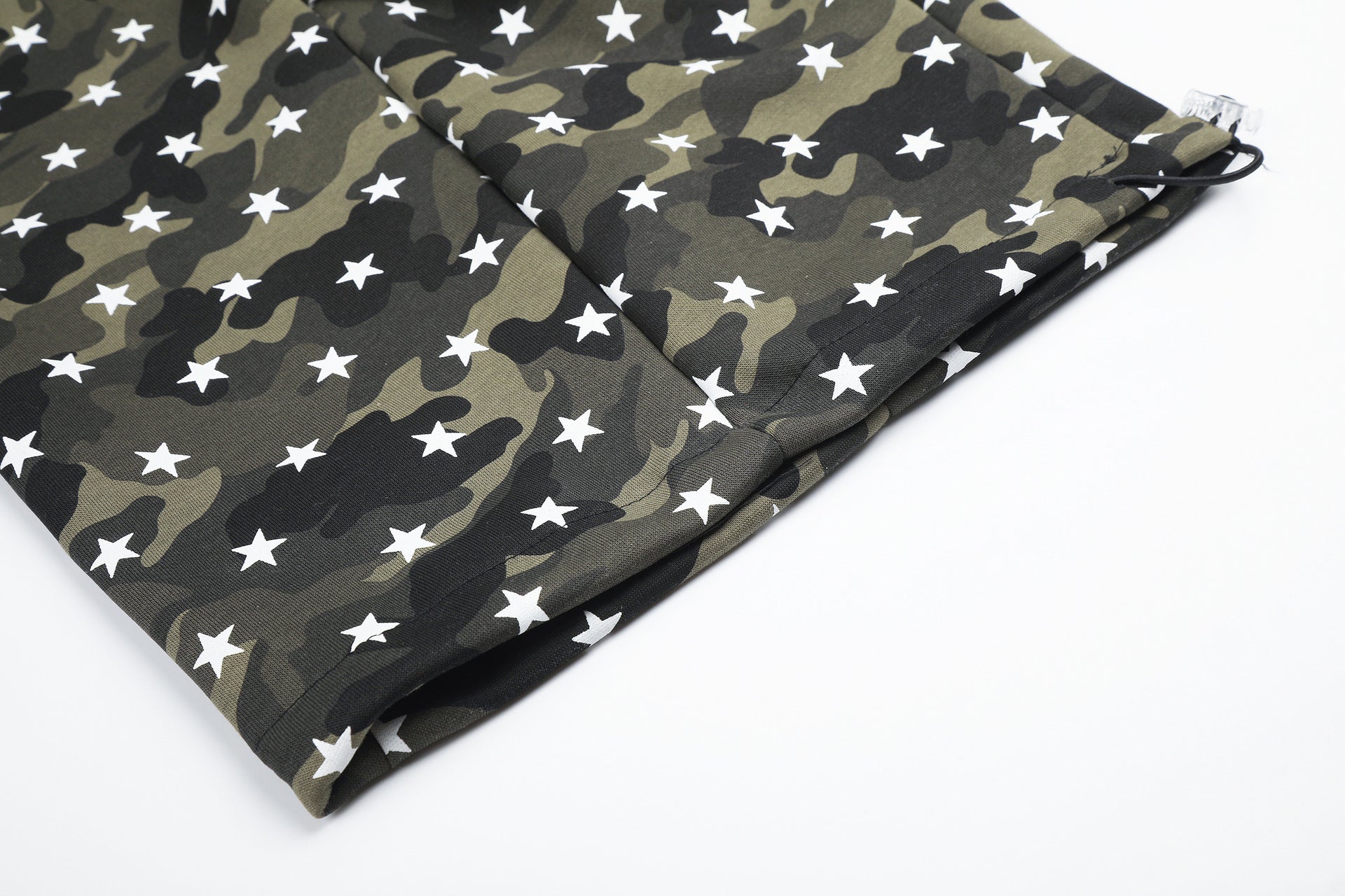 Camo Baggy Cargo Pants – Star Print Wide-Leg Parachute Trousers