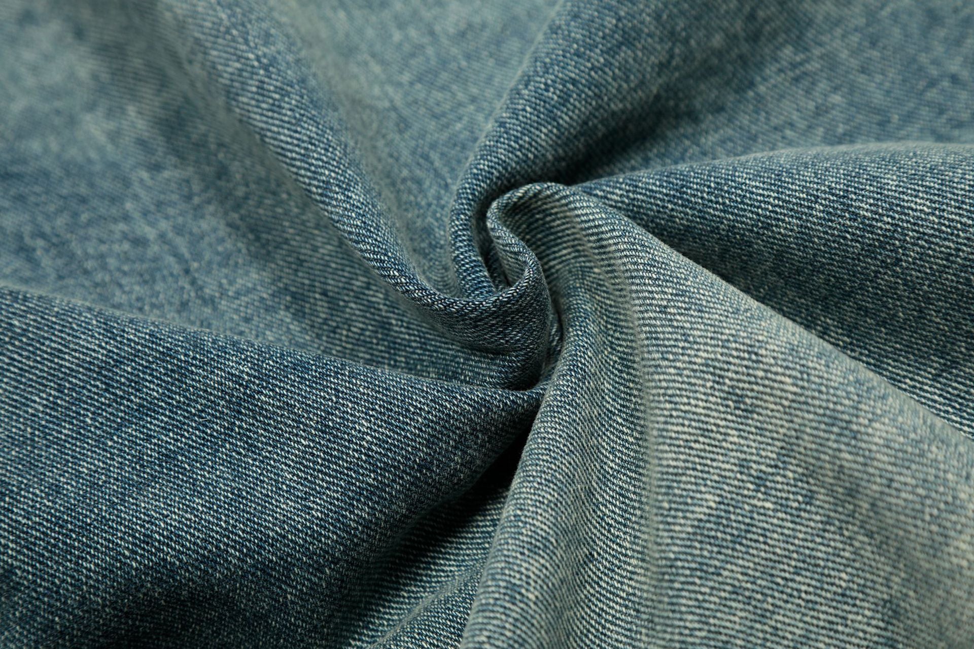 Light Wash Denim Jacket – Zip-Up Boxy Fit with Distressed Wash Detail