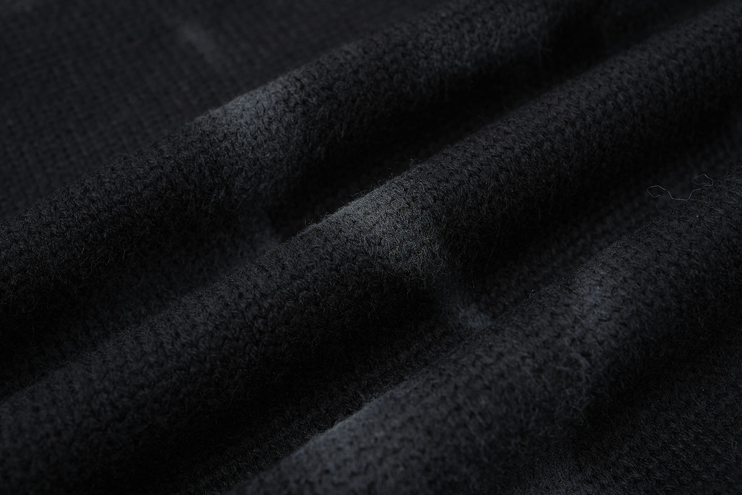 Pull col roulé en maille tie-dye gothique – Croix épineuse, boutons diagonaux