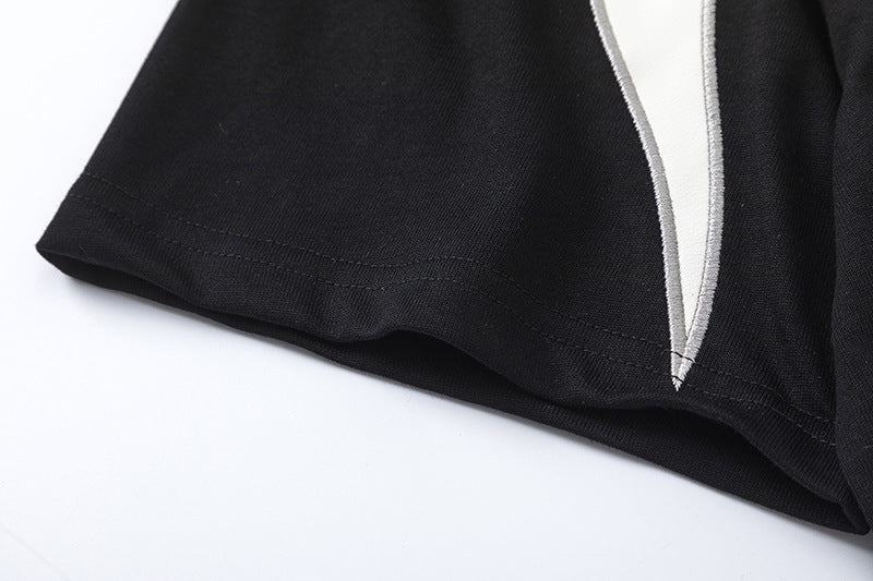 Herren-T-Shirt in Schwarz mit Flammen-Totem-Patchwork und Stickerei