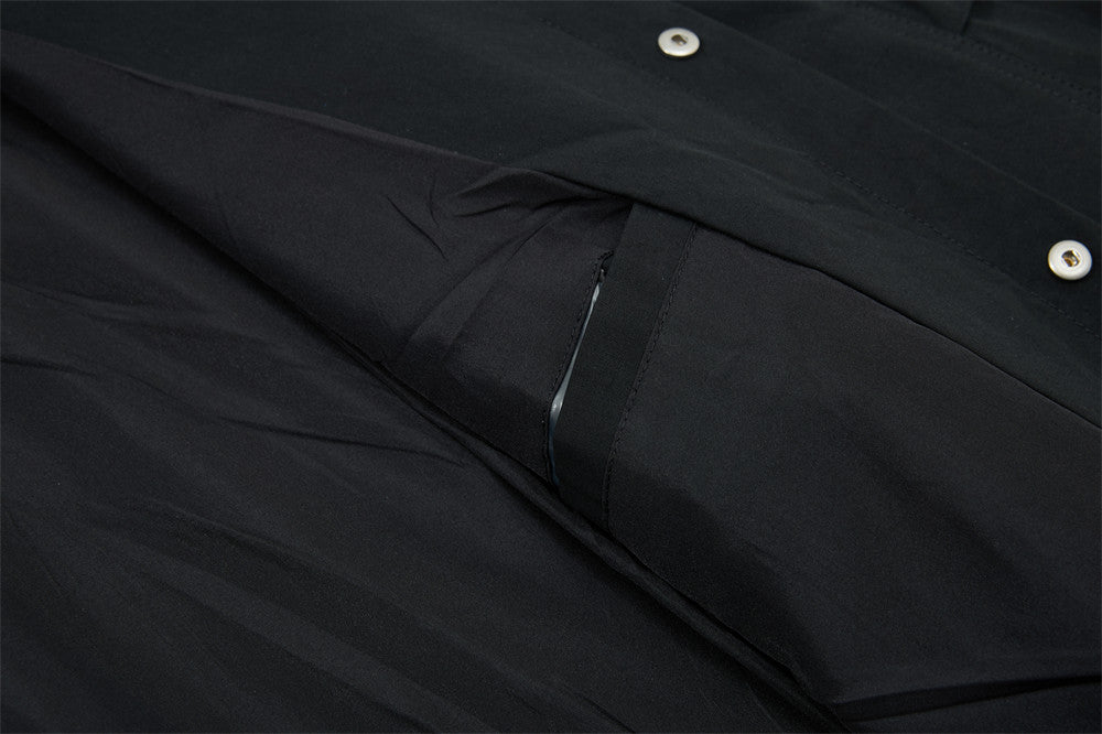 Oversize-Herrenhemdjacke mit plissierten Ärmeln und Druckknöpfen