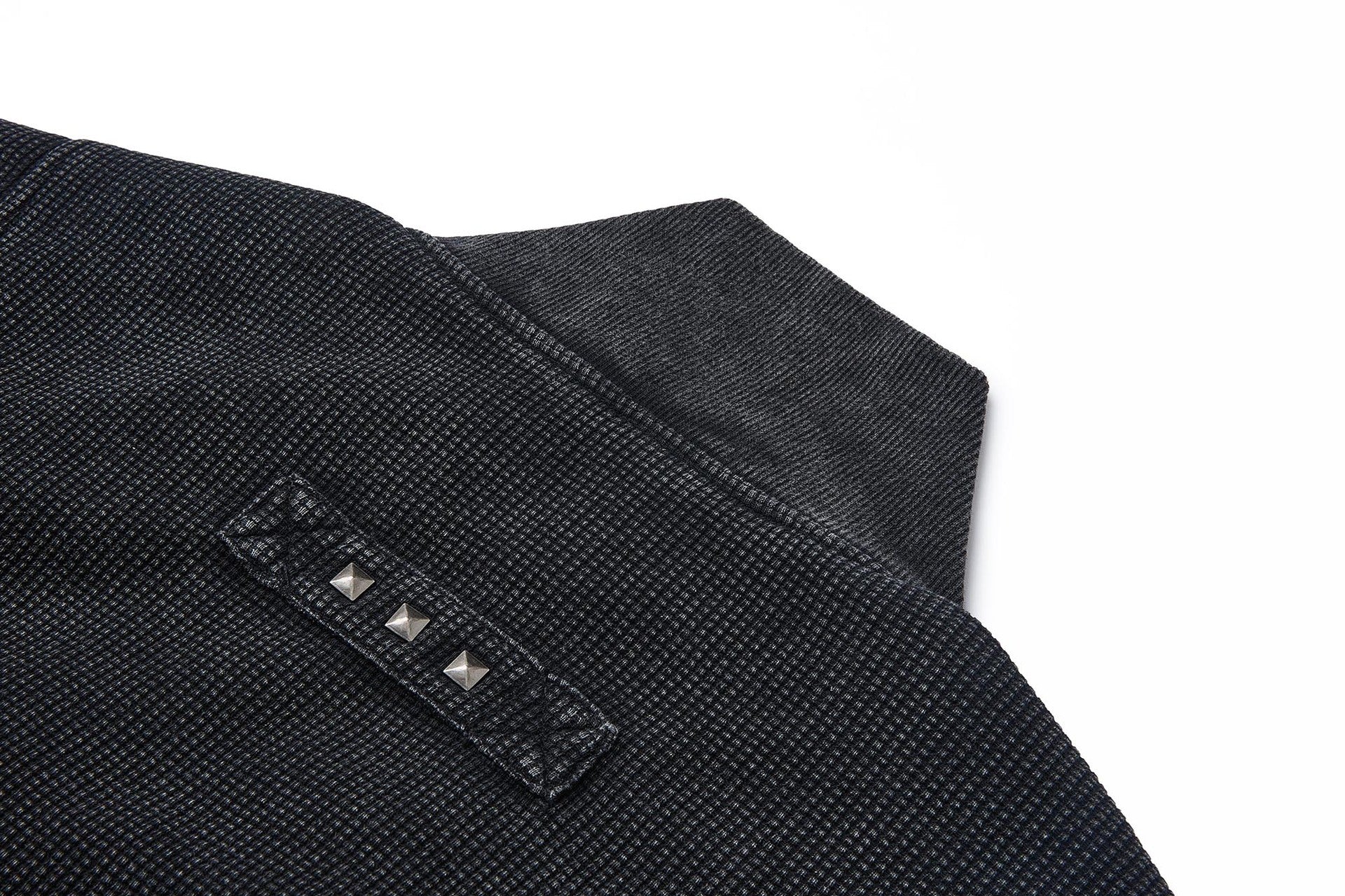 Blouson bomber en maille gaufrée délavée à l’acide avec rivets métalliques