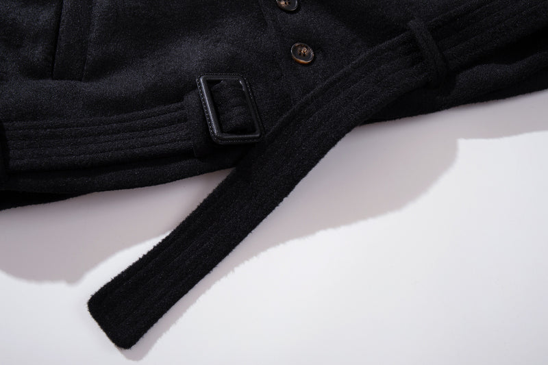 Jacke aus Wollmix mit Stehkragen, Knopfleiste & Gürtelabschluss