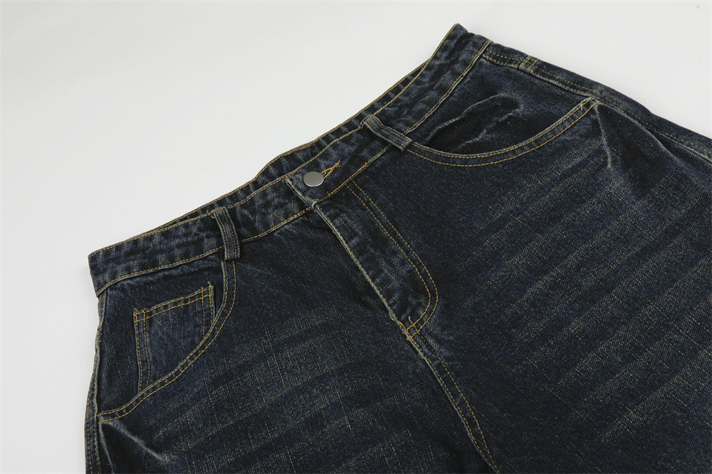 Wide-Leg-Baggy-Jeans mit Taschenbesatz aus Kunstfell und Schriftzugstickerei – Dark Wash