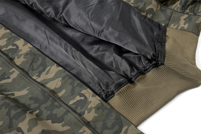 Blouson bomber homme camouflage à capuche, fermeture zippée et manches plissées